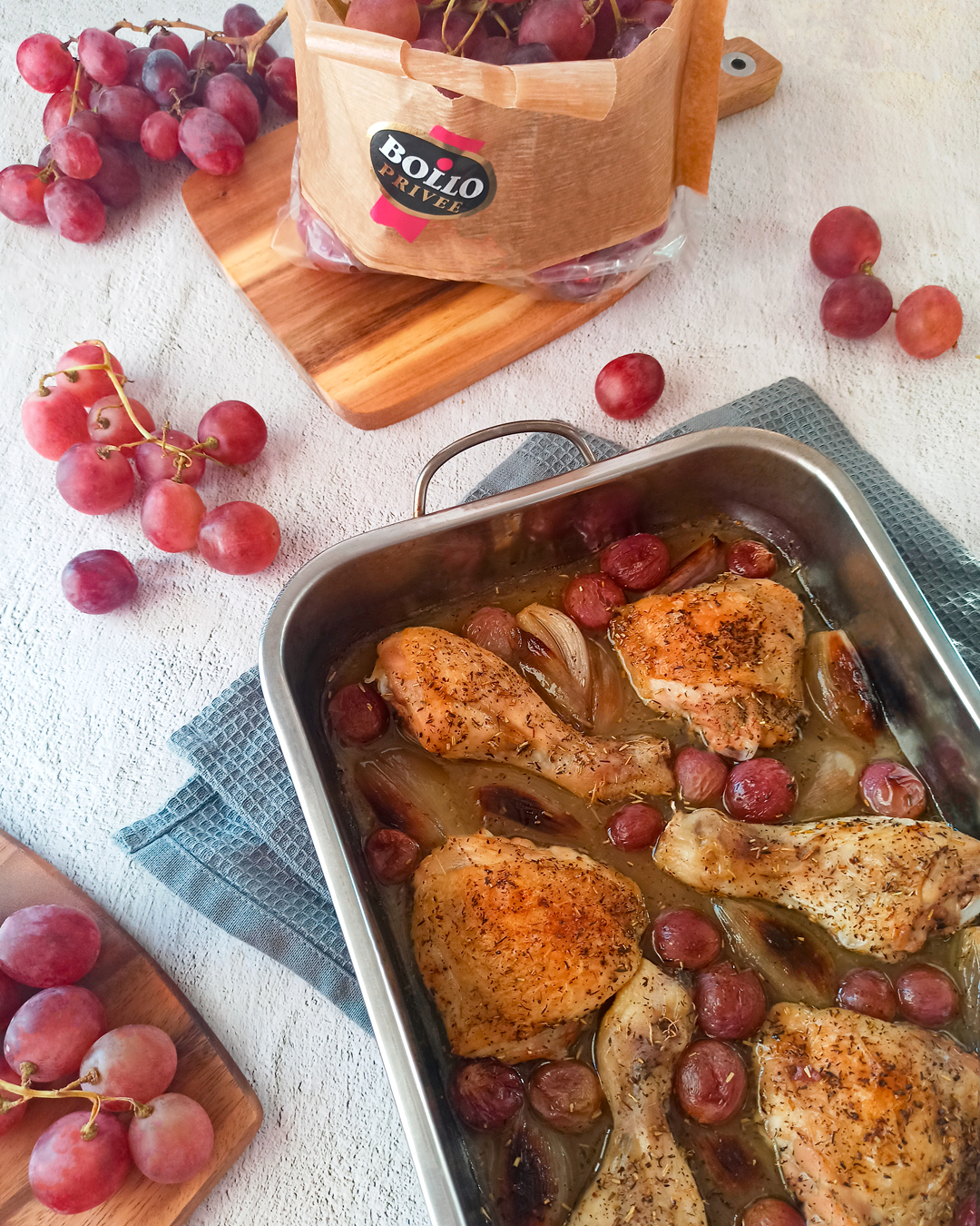 Roasted chicken with grapes